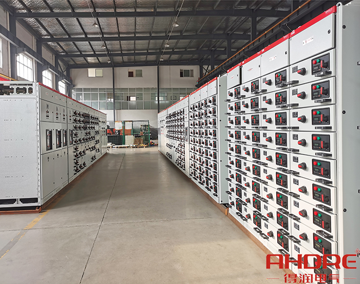 用于項目的MNS2.0低壓柜.jpg 用于項目的MNS2.0低壓柜.jpg