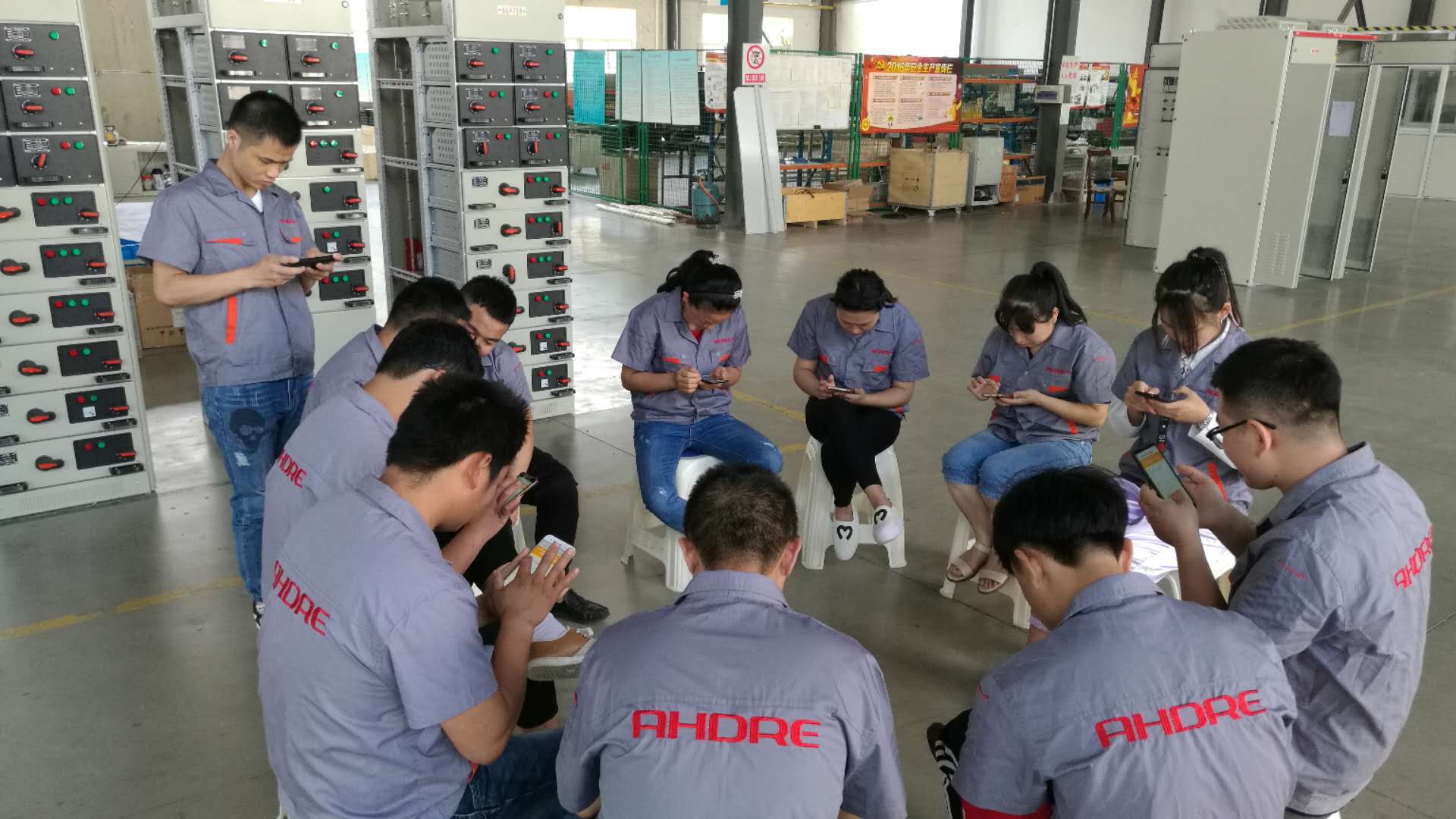 安徽得潤電氣 成套高低壓開關(guān)柜廠家 電話:400-0551-777 qq:3176885416 安徽得潤電氣 成套高低壓開關(guān)柜廠家 電話:400-0551-777 qq:3176885416