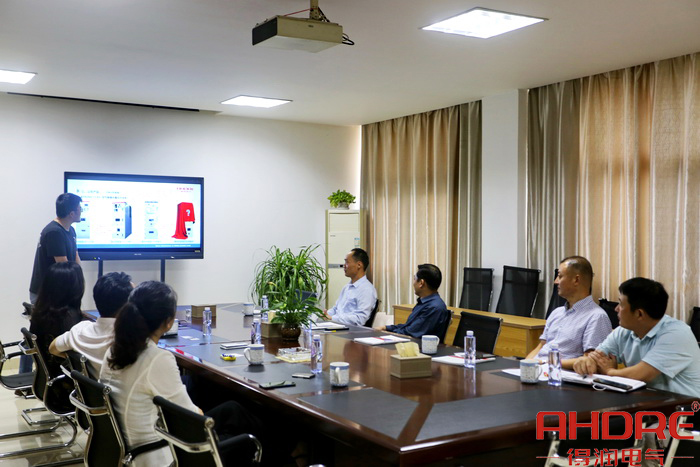 會(huì)議圖1.jpg 會(huì)議圖1.jpg