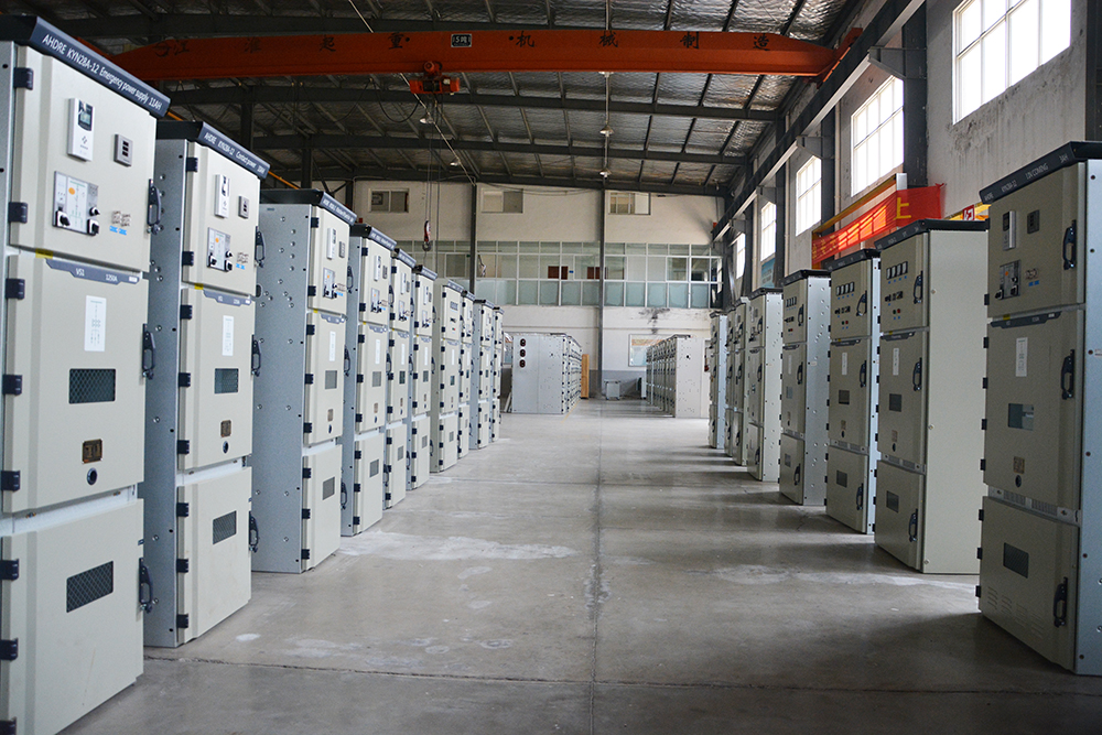 KYN28A-12.jpg KYN28A-12.jpg