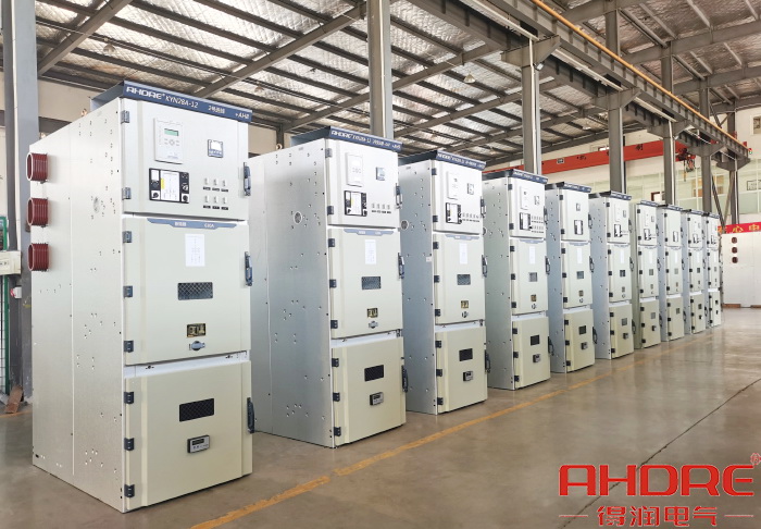 10kV高壓開關柜.jpg 10kV高壓開關柜.jpg