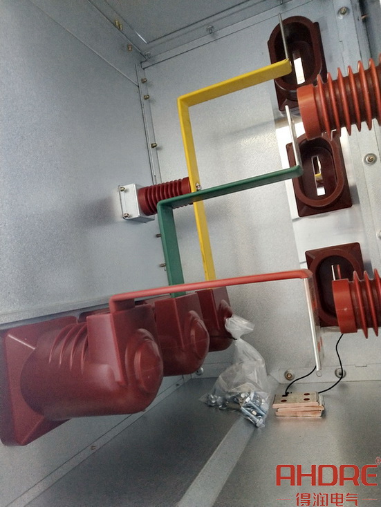 PT柜母線室 PT柜母線室