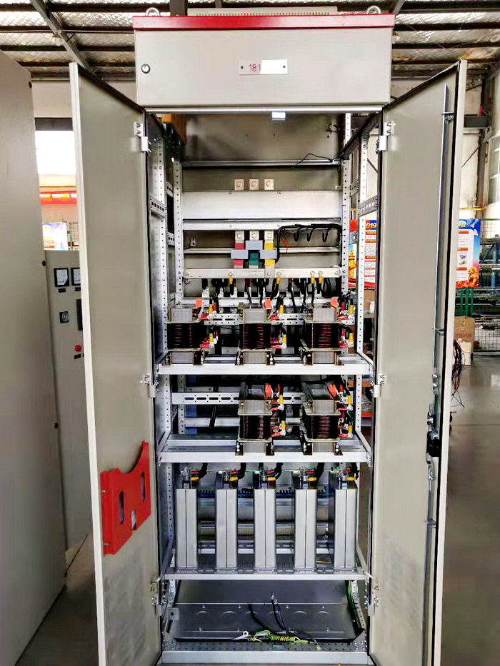 低壓無功自動補償裝置.jpg 低壓無功自動補償裝置.jpg